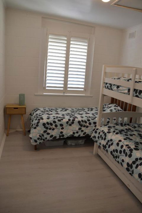 Bay Breeze Cottage - Grafton Accommodation 5