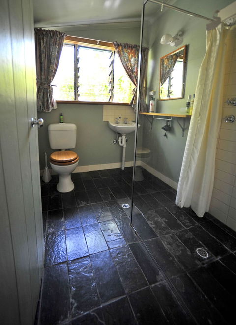 Emma Tiver Heritage Cottage - Grafton Accommodation 5