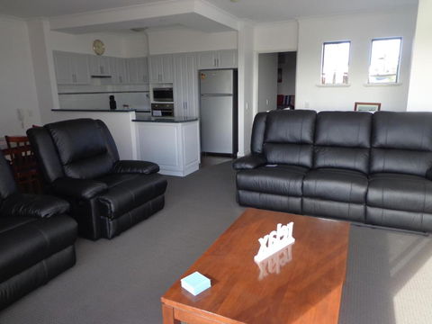 The Beach Villa Bunbury - Grafton Accommodation 6