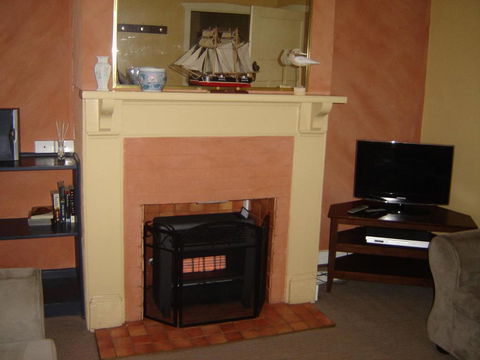 Albany Historic Cottage - Grafton Accommodation 1