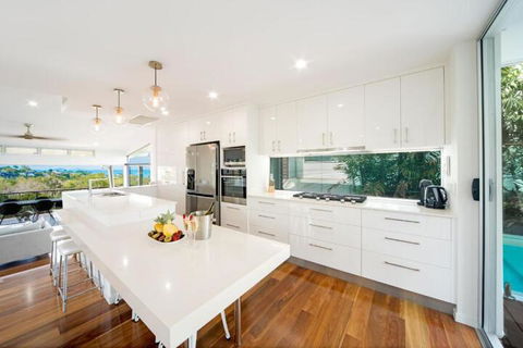 Bellevue Holiday Home Airlie Beach - Grafton Accommodation 3