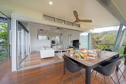 Bellevue Holiday Home Airlie Beach - Grafton Accommodation 7
