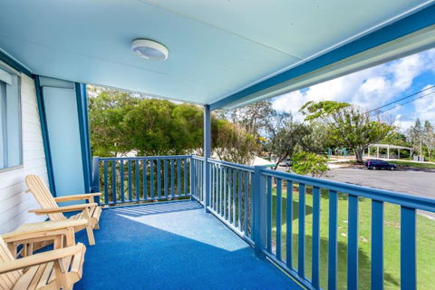 Wayfarers Beachouse Rainbow Beach Everything You Need Just Metres To The Beach - Grafton Accommodation 2