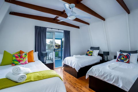 Wayfarers Beachouse Rainbow Beach Everything You Need Just Metres To The Beach - Grafton Accommodation 6