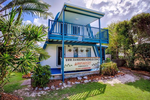 Wayfarers Beachouse Rainbow Beach Everything You Need Just Metres To The Beach - Grafton Accommodation 3