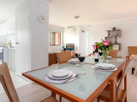 Miami Kiama Couldnt Be Closer To Kiama CBD - Grafton Accommodation 1