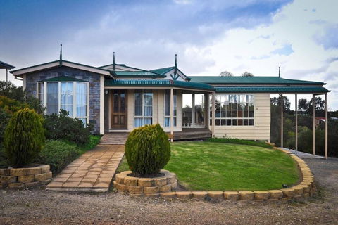 Baywatch - Grafton Accommodation 7