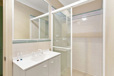 Ajax Avenue 6 - Grafton Accommodation 7