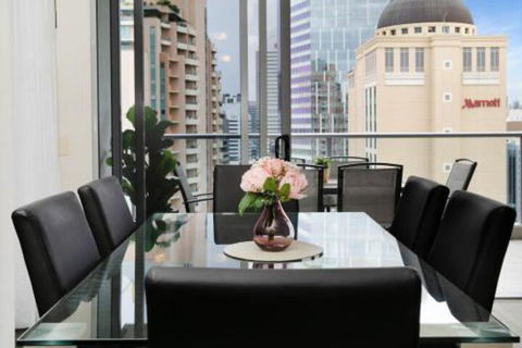 Amazing River View 3 Bedroom Apartment Brisbane CBD Netflix Fast Wifi Carpark - Grafton Accommodation 5