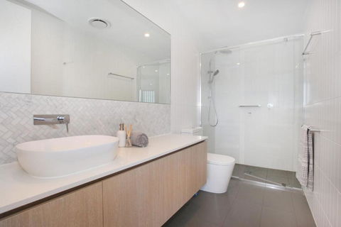 Drift Apartments Unit 406 - Grafton Accommodation 1