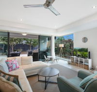 Peregian On The Beach Unit 3 - Grafton Accommodation