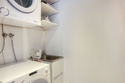 Spacious 2 Bedroom Apartment In Ascot With Large Private Garden - Grafton Accommodation 6