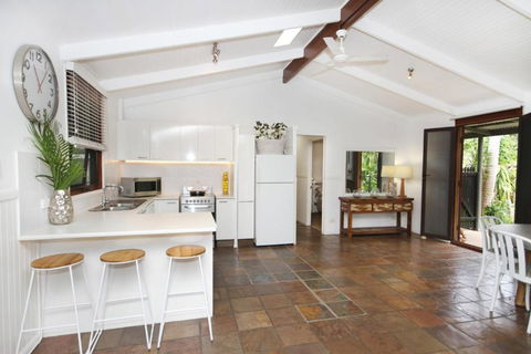 1 / 121 Park Crescent Coolum Beach - Grafton Accommodation 3