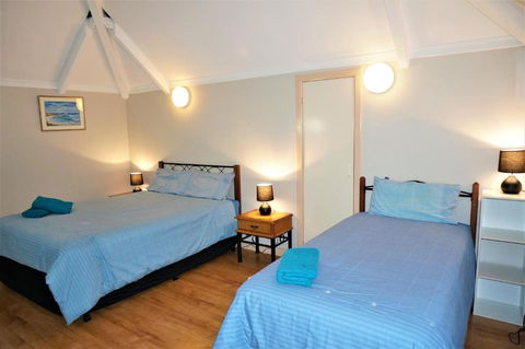 Osprey Holiday Village Unit 109 Pleasant 3 Bedroom Holiday Villa With A Pool In The Complex - Grafton Accommodation 6