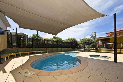 Aqua Lagoon - Grafton Accommodation 2