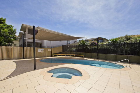 Aqua Lagoon - Grafton Accommodation 6