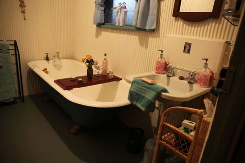 Kookaburra Cottage - Grafton Accommodation 5