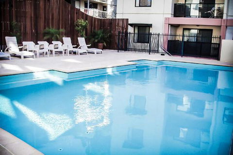 AirExec Apartments - Grafton Accommodation 6