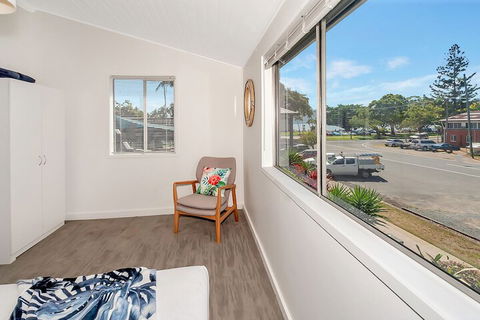A Touch Of The Bahamas On McKenzie MK3 - Grafton Accommodation 3
