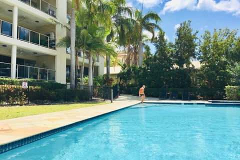 Palm Retreat - Grafton Accommodation 1