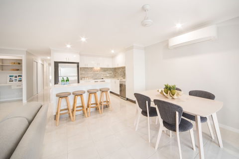 Airlie On Main Street Airlie Beach - Grafton Accommodation 6