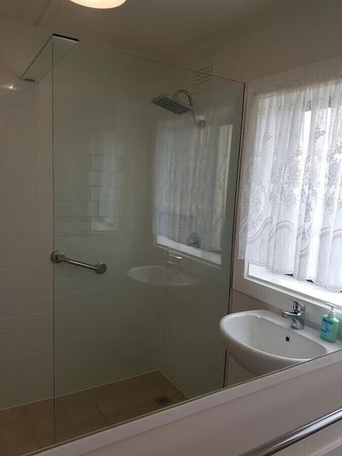 Victoria Hotel - Grafton Accommodation 4