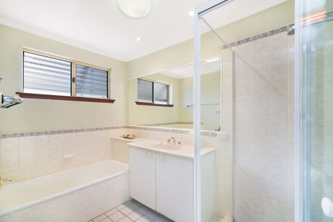 Vaai Moana - 5/10 Oriole Avenue - Grafton Accommodation 4