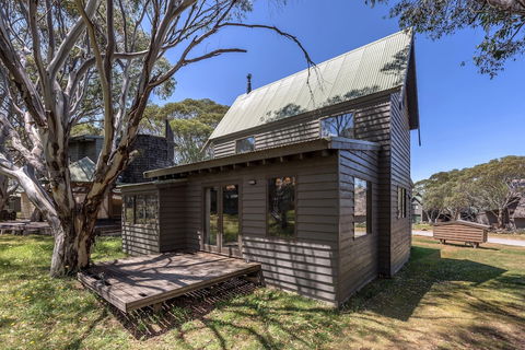 Aaragon - Grafton Accommodation 2