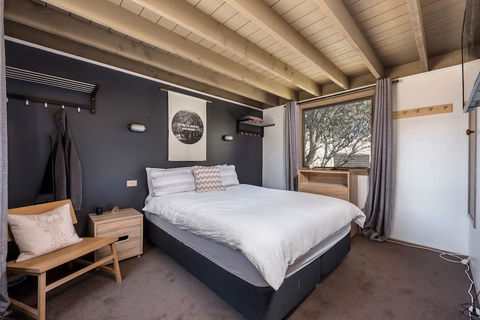 Aaragon - Grafton Accommodation 6