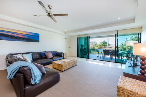 Peregian On The Beach - 5/31 Lorikeet Drive - Grafton Accommodation 1