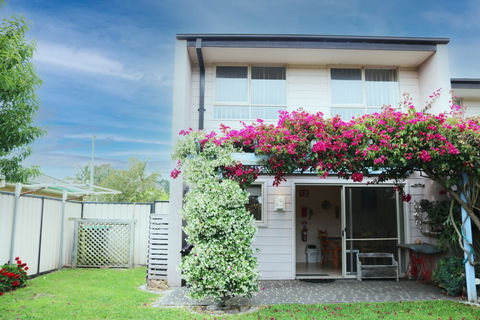 Alloway - Grafton Accommodation 3
