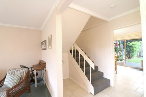 Alloway - Grafton Accommodation 6