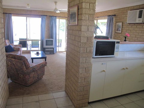 Kalbarri Riverfront Unit - Grafton Accommodation 4