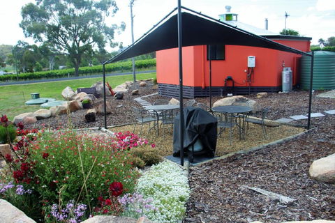 Zuny Yurt - Grafton Accommodation 6