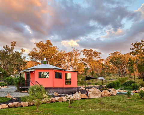 Zuny Yurt - Grafton Accommodation 1