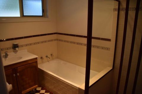 Oasis On Marsh - Grafton Accommodation 4