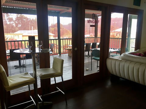 Pemberton Lodge - Grafton Accommodation 4