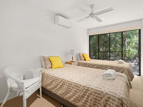 Avoca Beach Living 84 Avoca Drive Avoca Beach - Grafton Accommodation 5