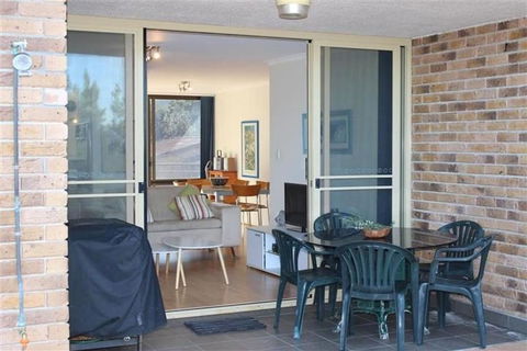 OCEANSIDE 5 - Grafton Accommodation 6