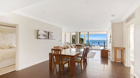Aura Apartment With Spectacular Views! - Grafton Accommodation 3