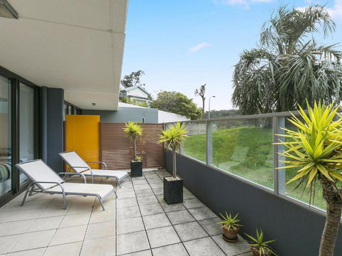 LORNE CHALET APARTMENT 11 Odyssea - Grafton Accommodation 5