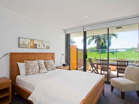 LORNE CHALET APARTMENT 10 Ask About Midweek Deals - Grafton Accommodation 6