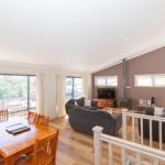 Acacia 5 / 2 Kirwan Close - Grafton Accommodation 0
