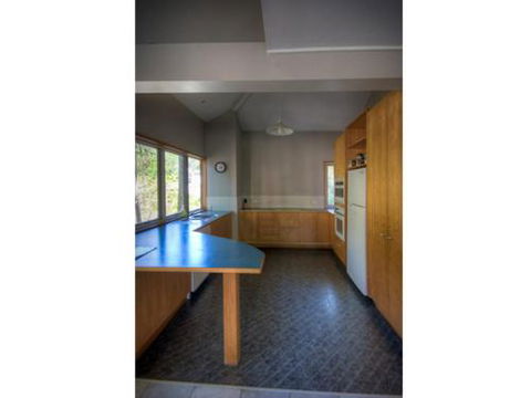 6 Satinwood Drive Rainbow Shores Stylish Beach House Free WiFi - Grafton Accommodation 5