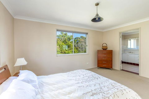 Rainbow Views Rainbow Beach Stunning Ocean Views & A Swimming Pool - Grafton Accommodation 1