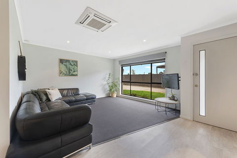 Lake Escape On Pool Avenue - Grafton Accommodation 1