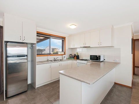AMBIENCE By THE SEA - Grafton Accommodation 1