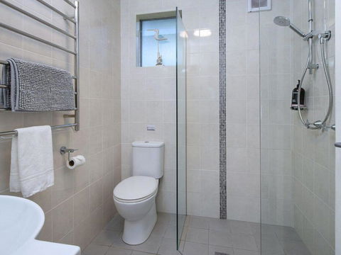 Kendalls Beach HideAway 3 Nights For Price Of 2 During Winter Months - Grafton Accommodation 2