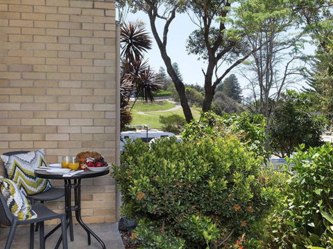 Kendalls Beach HideAway 3 Nights For Price Of 2 During Winter Months - Grafton Accommodation 4