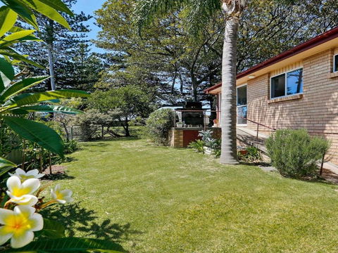Surf Beach Views Quiet Position Close To Beach - Grafton Accommodation 4